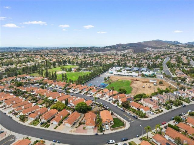 546 Calle Capistrano, San Marcos, CA 92069