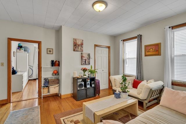 377-379 Cardinal Medeiros Ave, Cambridge, MA 02141