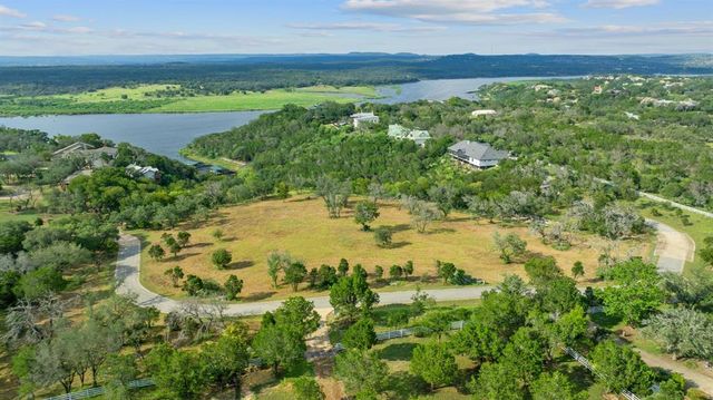 100 & 200 Contrails WAY, Spicewood, TX 78669