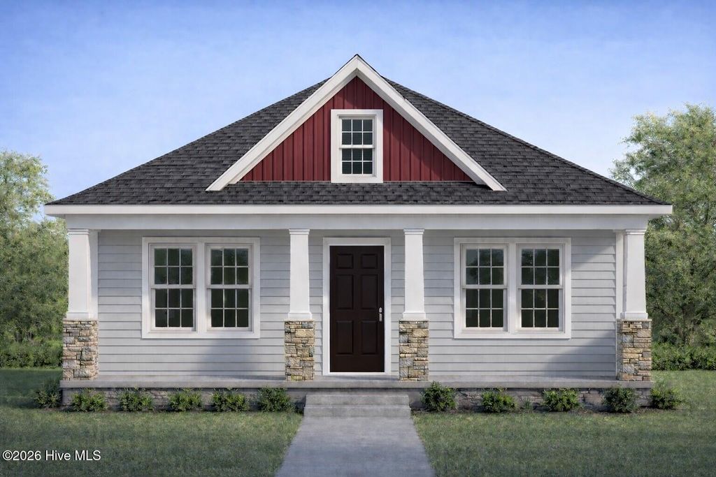 802 Holmes Street, Clinton, NC 28328