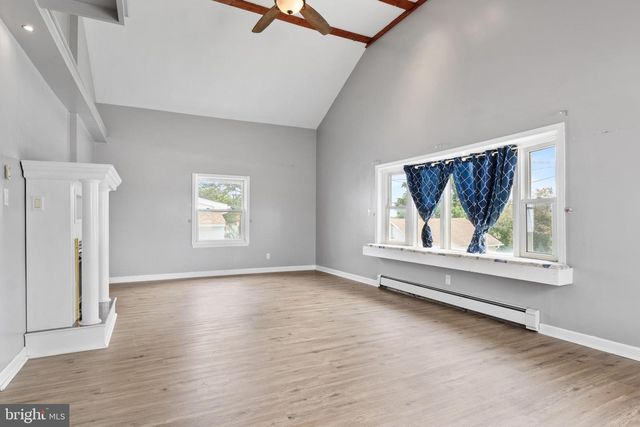 3215 HIGH ST, Emigsville, PA 17318