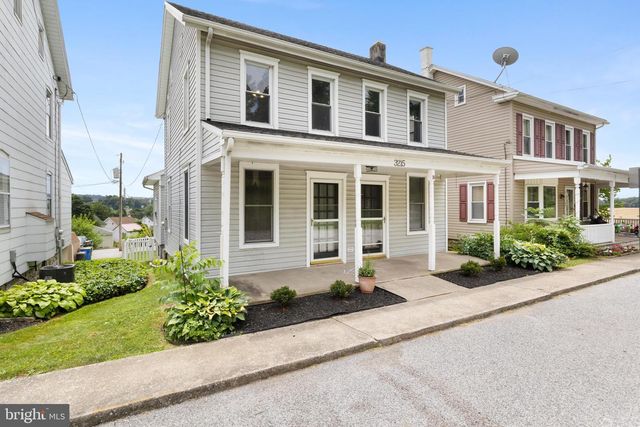 3215 HIGH ST, Emigsville, PA 17318