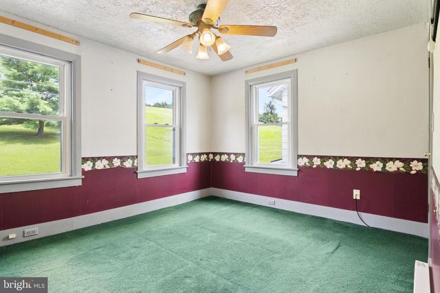 3215 HIGH ST, Emigsville, PA 17318