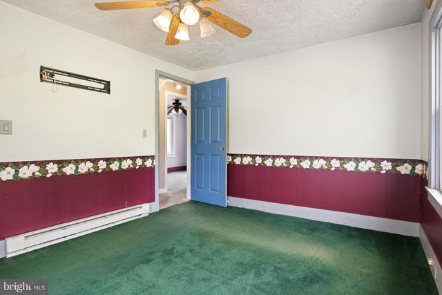 3215 HIGH ST, Emigsville, PA 17318