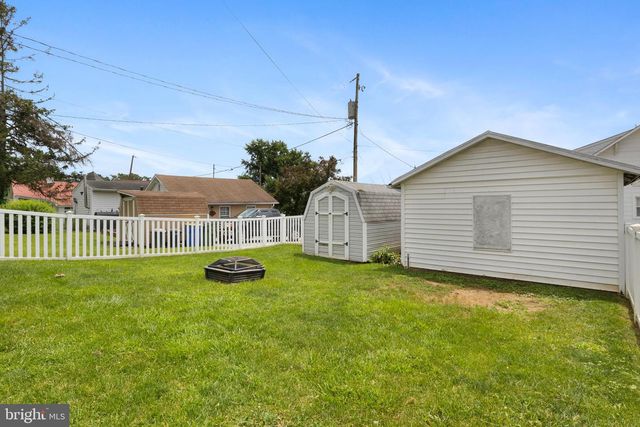 3215 HIGH ST, Emigsville, PA 17318