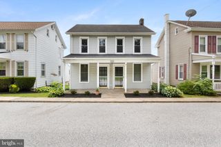 3215 HIGH ST, Emigsville, PA 17318