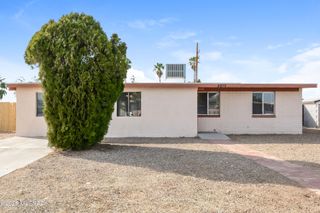 4870 S Rosette Place, Tucson, AZ 85730
