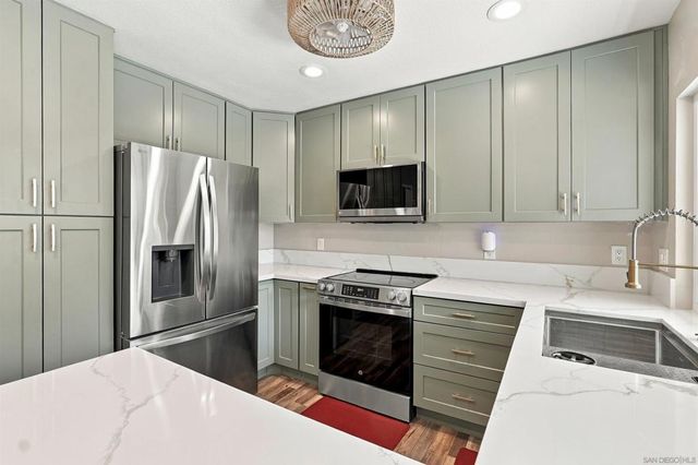 10649 Caminito Duro, San Diego, CA 92126
