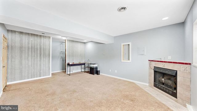 125 DICKENS LN, Felton, DE 19943