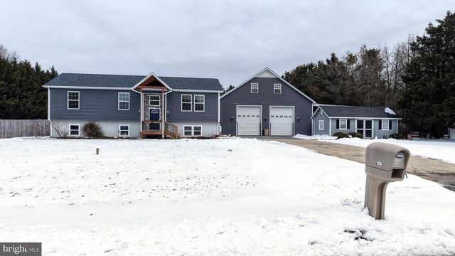 125 DICKENS LN, Felton, DE 19943