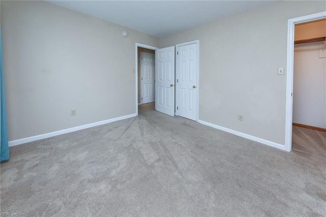 973 Banks LN, Newport News, VA 23608