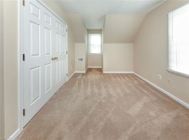 973 Banks LN, Newport News, VA 23608
