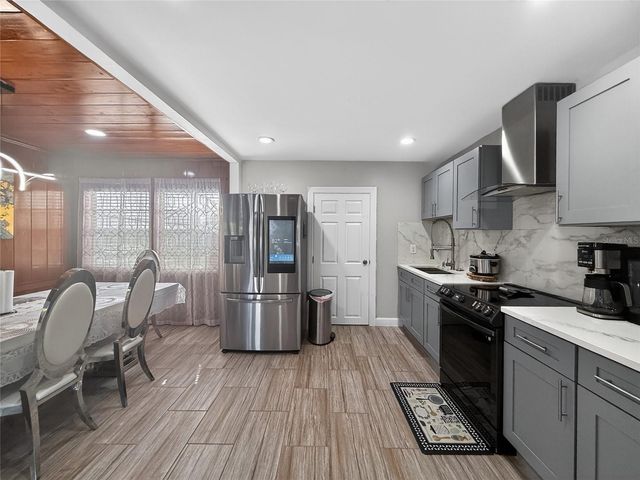 6416 N ORLEANS AVENUE, Tampa, FL 33604