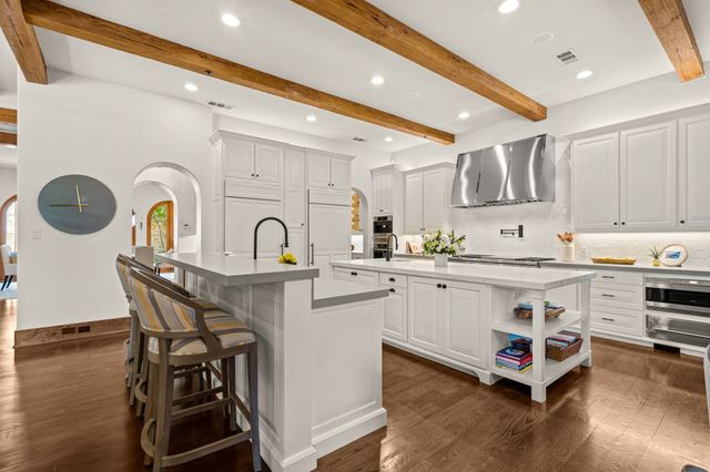 545 W Highland Street, Southlake, TX 76092