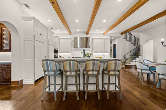 545 W Highland Street, Southlake, TX 76092
