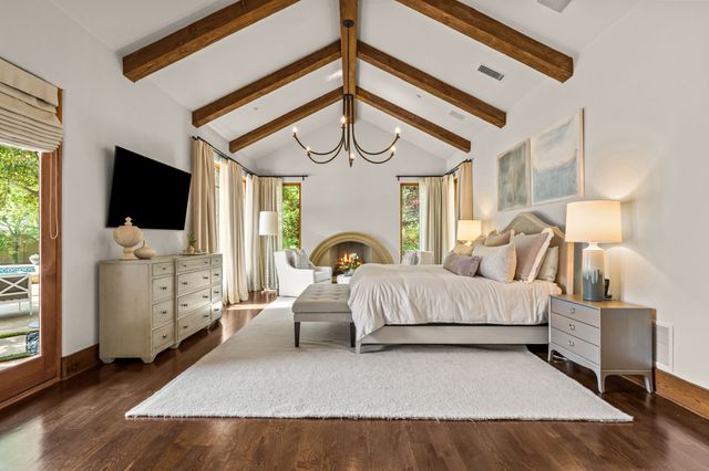 545 W Highland Street, Southlake, TX 76092
