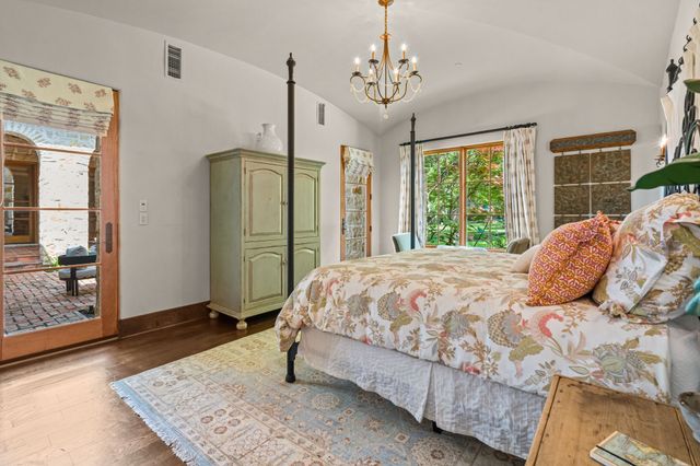 545 W Highland Street, Southlake, TX 76092