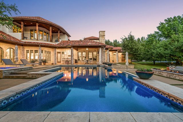 545 W Highland Street, Southlake, TX 76092