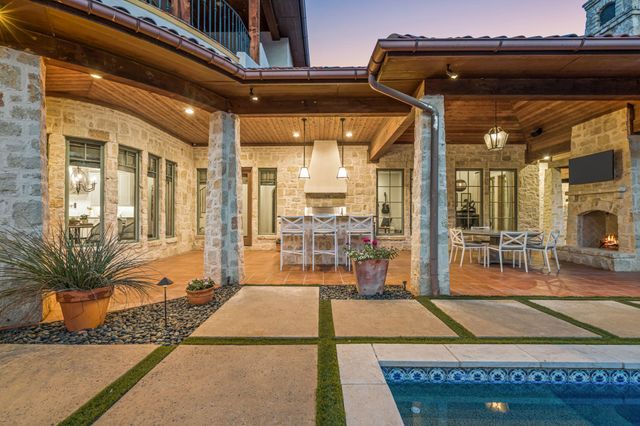 545 W Highland Street, Southlake, TX 76092