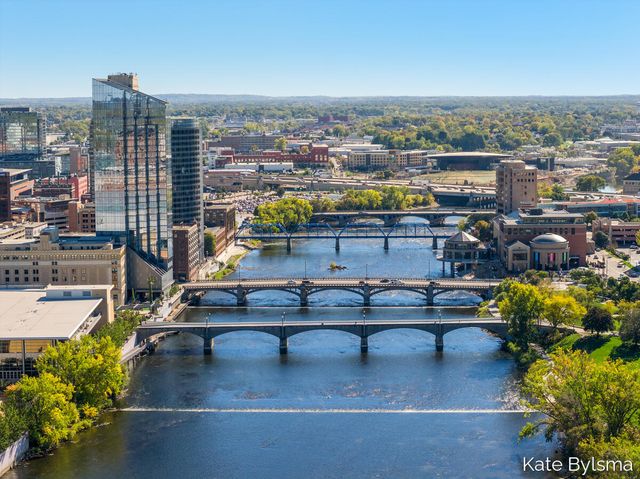 144 Oakes Street 2203, Grand Rapids, MI 49503