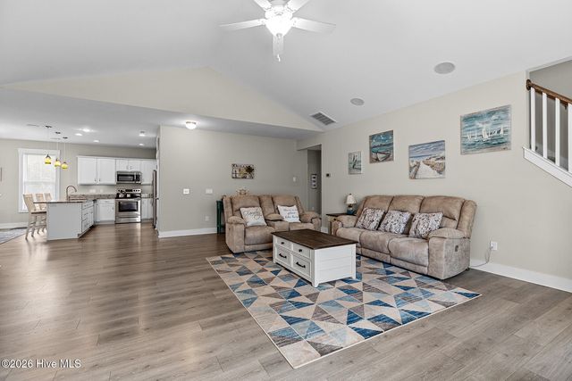 518 Toms Creek Road, Rocky Point, NC 28457