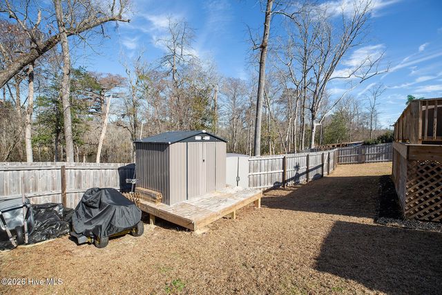 518 Toms Creek Road, Rocky Point, NC 28457