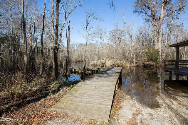 518 Toms Creek Road, Rocky Point, NC 28457