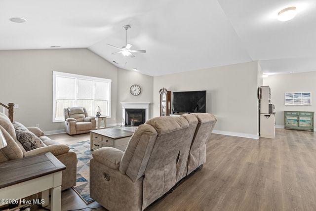 518 Toms Creek Road, Rocky Point, NC 28457