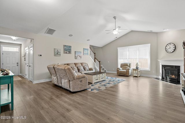 518 Toms Creek Road, Rocky Point, NC 28457