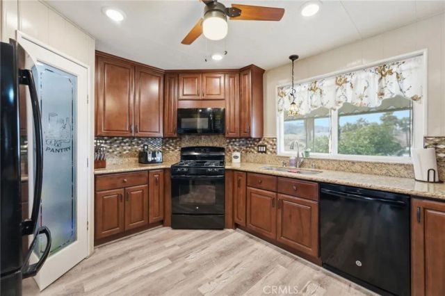 15181 Van Buren Boulevard 85, Riverside, CA 92504