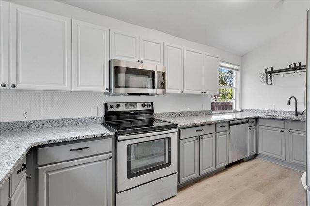 412 ROBINSON AVENUE, St Cloud, FL 34769