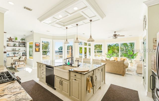 2 S Oak Forest Dr, Okatie, SC 29909