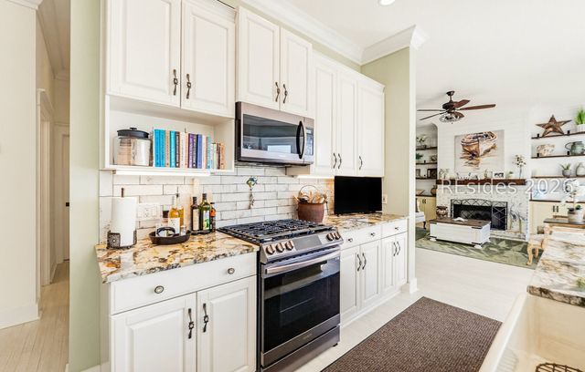 2 S Oak Forest Dr, Okatie, SC 29909