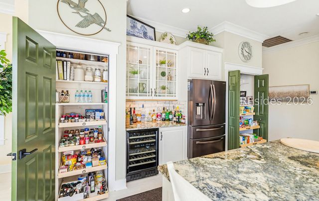 2 S Oak Forest Dr, Okatie, SC 29909