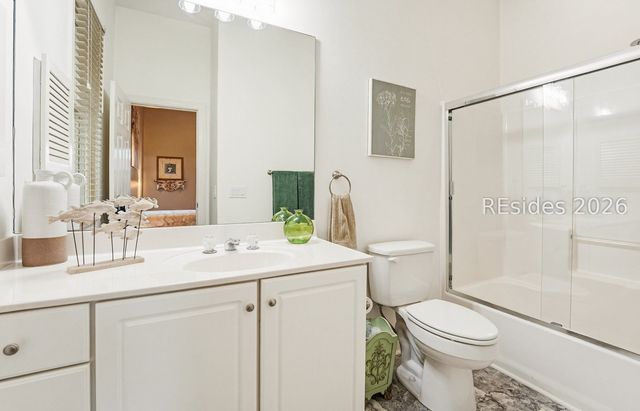 2 S Oak Forest Dr, Okatie, SC 29909