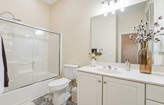 2 S Oak Forest Dr, Okatie, SC 29909