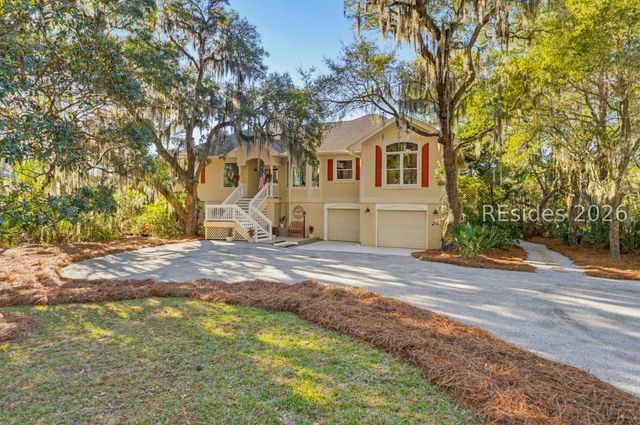 2 S Oak Forest Dr, Okatie, SC 29909