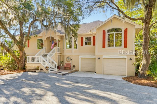 2 S Oak Forest Dr, Okatie, SC 29909