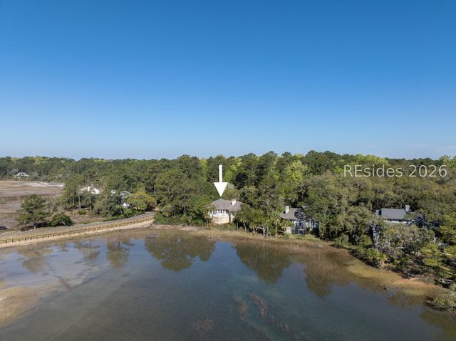 2 S Oak Forest Dr, Okatie, SC 29909