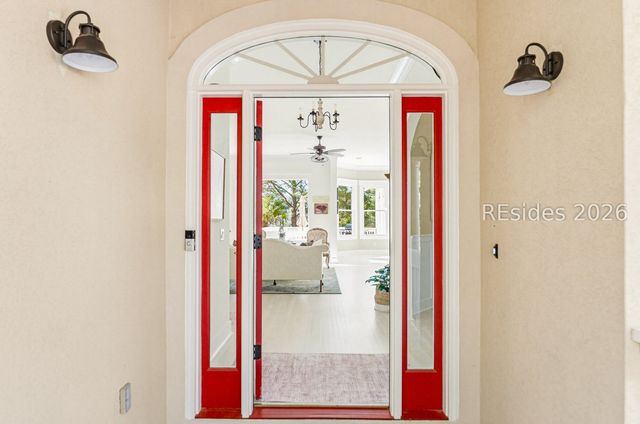 2 S Oak Forest Dr, Okatie, SC 29909