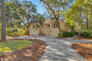 2 S Oak Forest Dr, Okatie, SC 29909