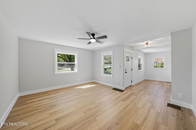 202 Rose Ave, Alcoa, TN 37701