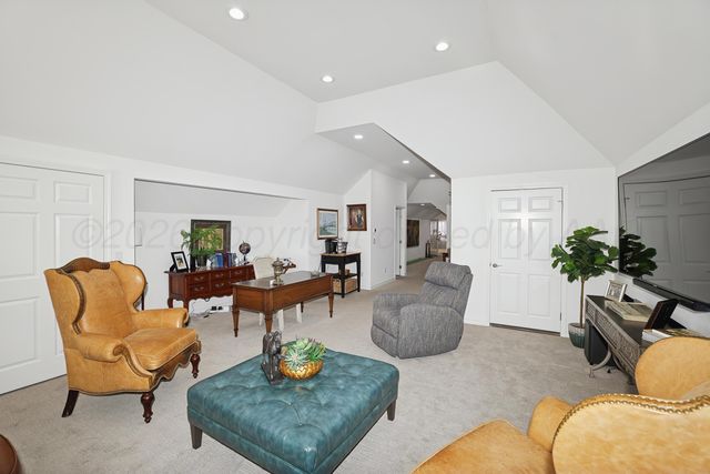 12 WILLOW BRIDGE Drive, Amarillo, TX 79106