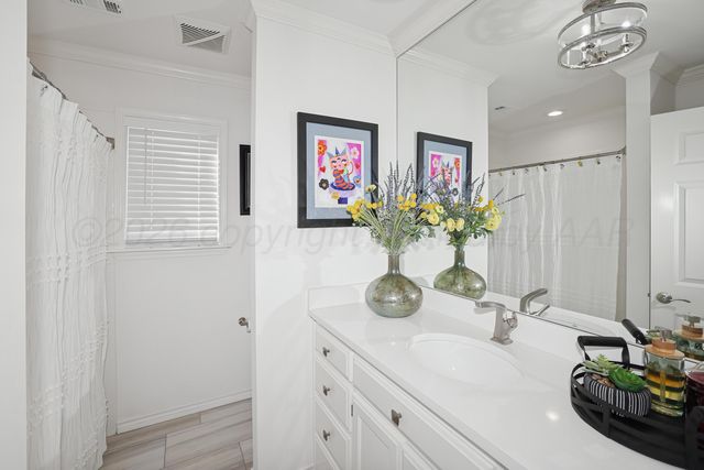 12 WILLOW BRIDGE Drive, Amarillo, TX 79106