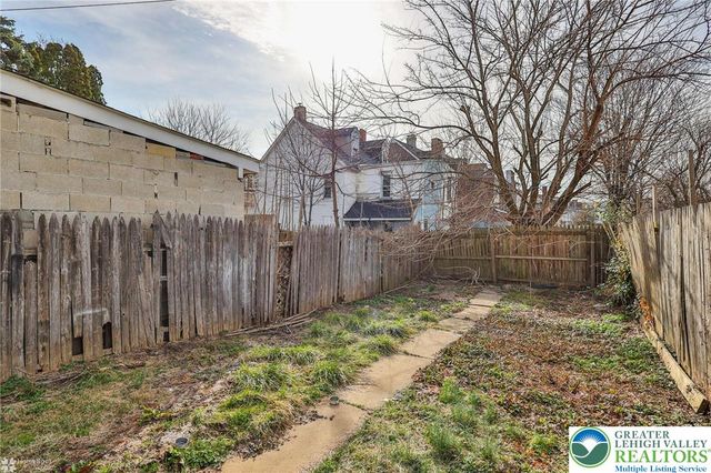 132 West Chew Street, Allentown City, PA 18102