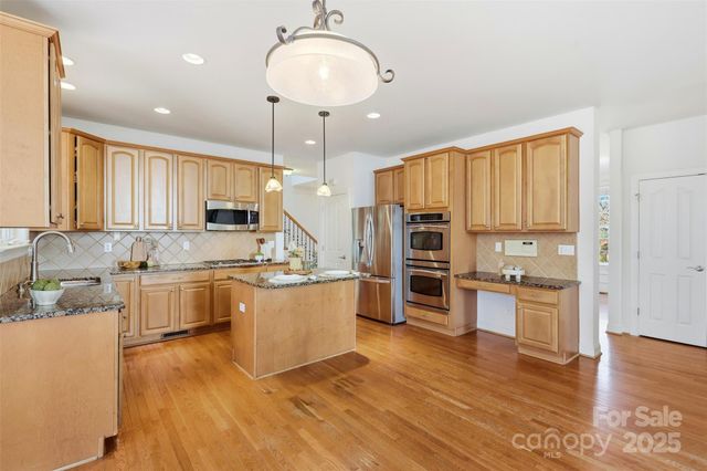 3214 Blackburn Drive, Waxhaw, NC 28173