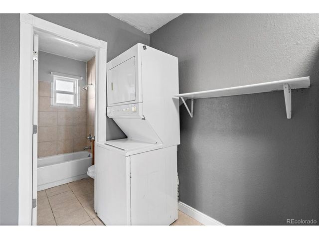 1105 S Zenobia St, Denver, CO 80219