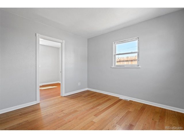 1105 S Zenobia St, Denver, CO 80219