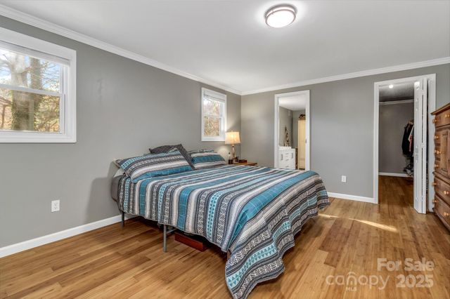 118 Heather Drive, Asheville, NC 28806