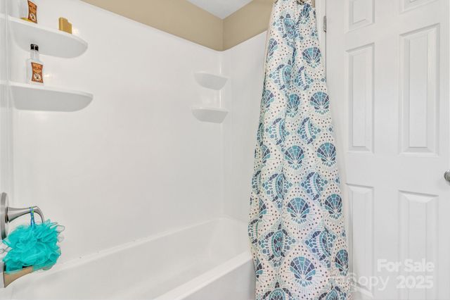 118 Heather Drive, Asheville, NC 28806